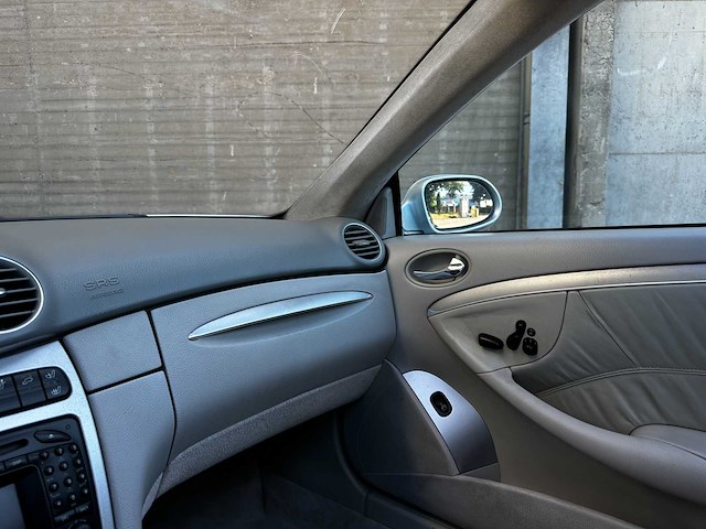 Mercedes-benz clk55 amg v8 2004 clk-klasse -youngtimer- - afbeelding 17 van  35