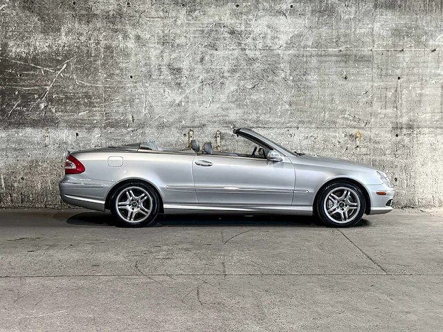 Mercedes-benz clk55 amg v8 2004 clk-klasse -youngtimer- - afbeelding 52 van  52