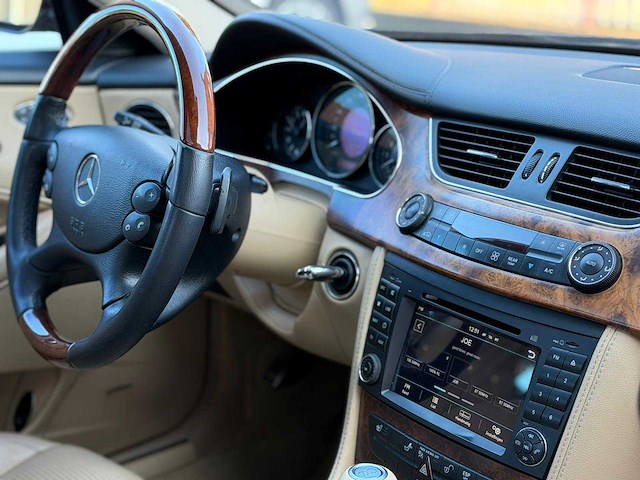 Mercedes-benz cls-klasse cls55 amg 5.5 v8 47-gvt-2 - afbeelding 23 van  48