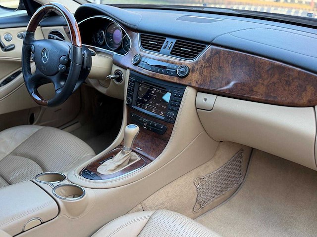 Mercedes-benz cls-klasse cls55 amg 5.5 v8 47-gvt-2 - afbeelding 18 van  48