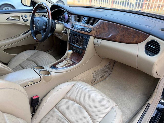 Mercedes-benz cls-klasse cls55 amg 5.5 v8 47-gvt-2 - afbeelding 20 van  48