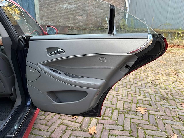 Mercedes-benz cls350 cgi 3.5 v6 293pk 2006 cls-klasse, l-372-nv youngtimer - afbeelding 14 van  18