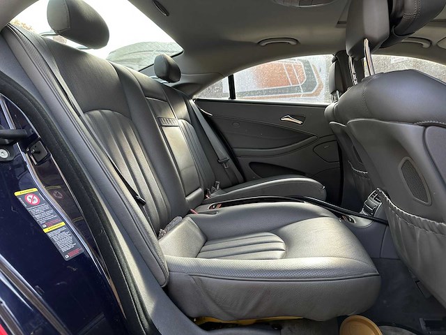 Mercedes-benz cls350 cgi 3.5 v6 293pk 2006 cls-klasse, l-372-nv youngtimer - afbeelding 22 van  31