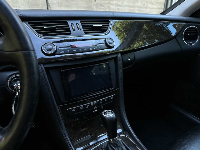 Mercedes-benz cls500 amg 5.0 v8 306pk 2005 cls-klasse youngtimer, gbh-49-f - afbeelding 22 van  46