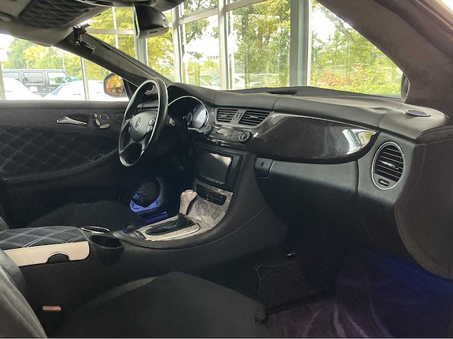 Mercedes-benz cls55 amg | 5.5 v8 kompressor 476 pk | 2006 | youngtimer | bi-xenon | airmatic | 19-inch amg | premium sound | marge auto - afbeelding 16 van  31