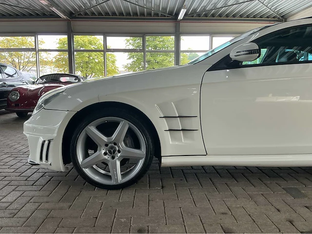 Mercedes-benz cls55 amg | 5.5 v8 kompressor 476 pk | 2006 | youngtimer | bi-xenon | airmatic | 19-inch amg | premium sound | marge auto - afbeelding 28 van  31