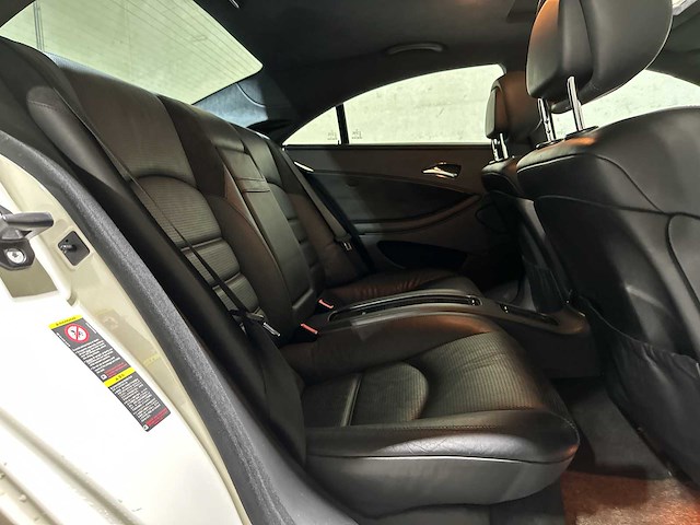Mercedes-benz cls63 amg 6.3 v8 507pk 2009 cls-klasse, k-500-bl youngtimer - afbeelding 35 van  46