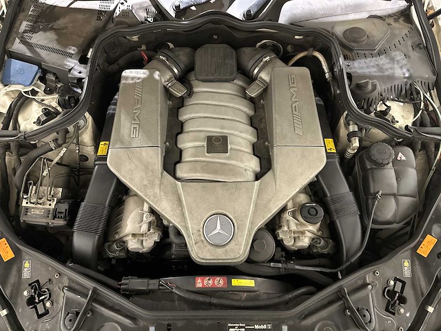 Mercedes-benz cls63 amg 6.3 v8 507pk 2009 cls-klasse, k-500-bl youngtimer - afbeelding 38 van  46