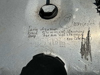 Mercedes benz dieseltank - afbeelding 1 van  2