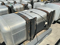 Mercedes benz dieseltank - afbeelding 2 van  2