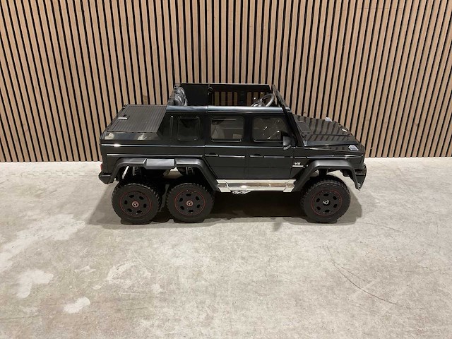 Mercedes benz dmd-318 wit g63 amg 6x6 speelgoed - afbeelding 17 van  59