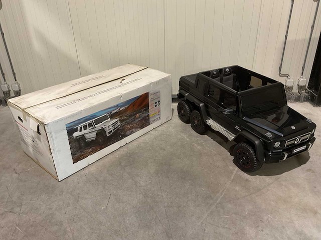 Mercedes benz dmd-318 wit g63 amg 6x6 speelgoed - afbeelding 35 van  59