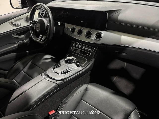Mercedes-benz e 300 e e-klasse estat amg line 333pk 2023 (origineel-nl) e-klasse, t-538-vd - afbeelding 23 van  37