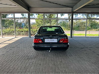Mercedes-benz e 320 classic 4matic 3.2 v6 benzine • 224 pk • automaat • marge auto 5-xjx-06 - afbeelding 37 van  38