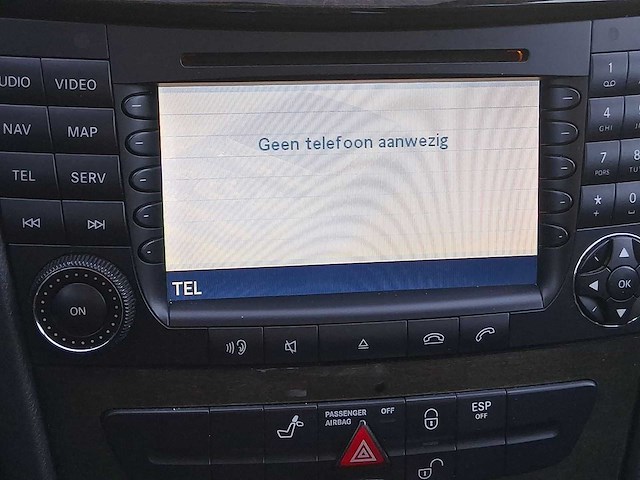 Mercedes-benz e-klasse 200 k. avantgarde | 55-kfr-5 - afbeelding 16 van  30