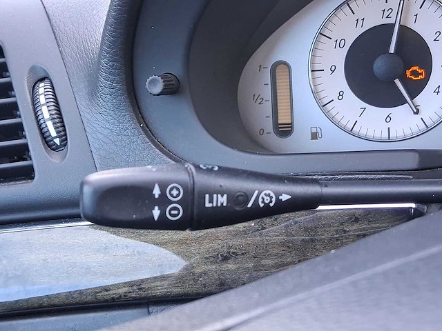 Mercedes-benz e-klasse 200 k. avantgarde | 55-kfr-5 - afbeelding 10 van  30