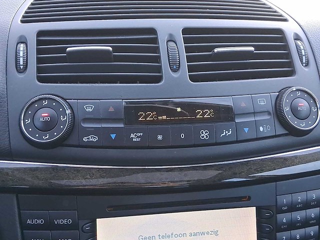 Mercedes-benz e-klasse 200 k. avantgarde | 55-kfr-5 - afbeelding 17 van  30