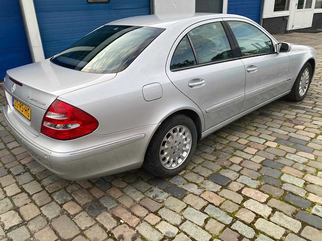 Mercedes-benz e-klasse 200 k. elegance , 20-rs-hg - afbeelding 5 van  9