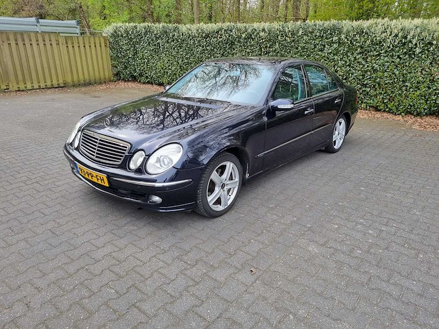 Mercedes-benz e-klasse 240 avantgarde - personenauto - 2004 - afbeelding 9 van  11