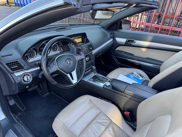 Mercedes-benz e-klasse cabrio 250 cdi avantgarde - car - 2012 - afbeelding 2 van  2