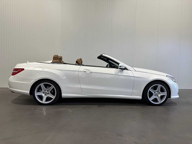 Mercedes-benz e-klasse cabrio 500 v8 amg pakket jk-313-t - afbeelding 32 van  35