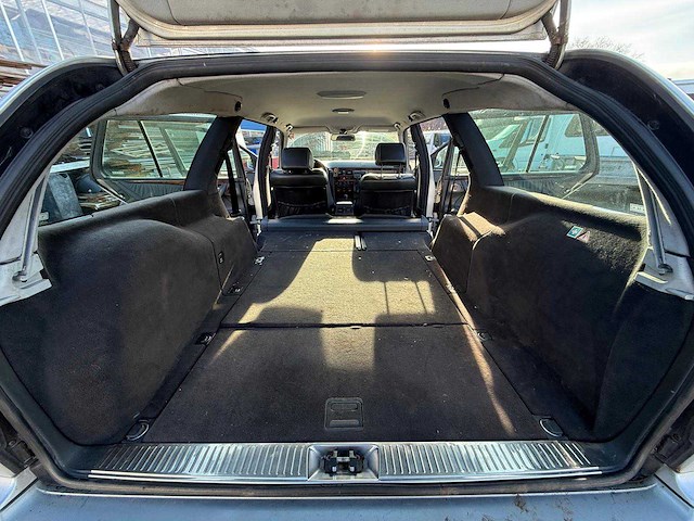 Mercedes-benz e-klasse combi personenauto - afbeelding 3 van  16