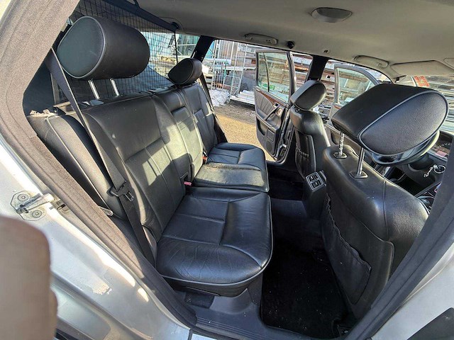 Mercedes-benz e-klasse combi personenauto - afbeelding 4 van  16