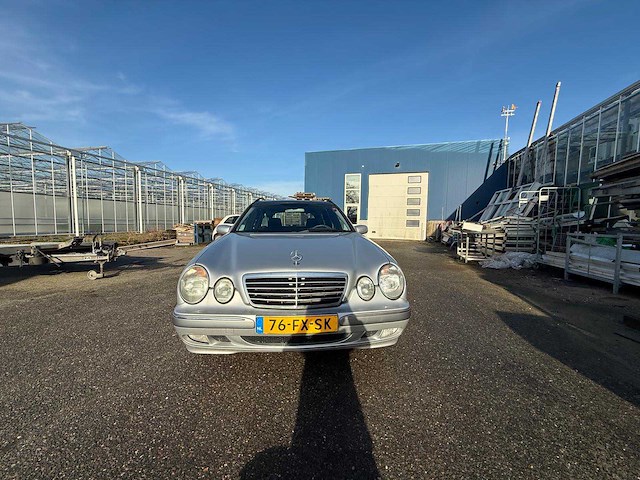 Mercedes-benz e-klasse combi personenauto - afbeelding 8 van  16
