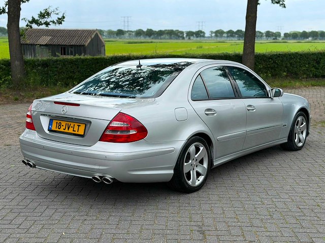 Mercedes-benz e-klasse e500 elegance 5.0 v8 18-jv-lt - afbeelding 6 van  8
