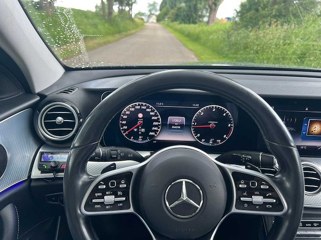 Mercedes-benz e-klasse estate 220 d advantage automaat, t-008-hs - afbeelding 4 van  17