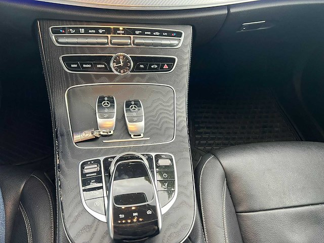 Mercedes-benz e-klasse estate 220 d advantage automaat, t-008-hs - afbeelding 7 van  16