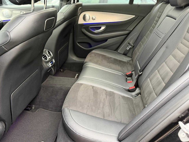 Mercedes-benz e-klasse estate e350 350 d 4matic premium amg line gbp-47-s - afbeelding 16 van  44