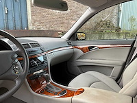 Mercedes-benz e200 limousine 2007 e-klasse (origineel-nl + 1e eigenaar), 92-xk-rh youngtimer - afbeelding 13 van  43