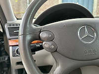 Mercedes-benz e200 limousine 2007 e-klasse (origineel-nl + 1e eigenaar), 92-xk-rh youngtimer - afbeelding 15 van  43