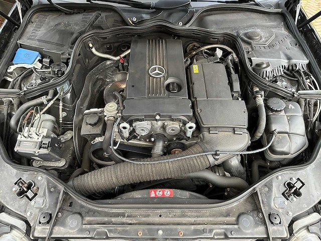 Mercedes-benz e200 limousine 2007 e-klasse (origineel-nl + 1e eigenaar), 92-xk-rh youngtimer - afbeelding 37 van  43