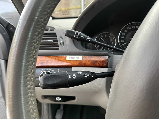 Mercedes-benz e200 limousine 2007 e-klasse (origineel-nl + 1e eigenaar), 92-xk-rh youngtimer - afbeelding 17 van  41