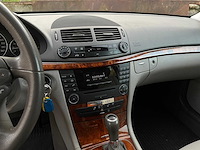 Mercedes-benz e200 limousine 2007 e-klasse (origineel-nl + 1e eigenaar), 92-xk-rh youngtimer - afbeelding 20 van  41