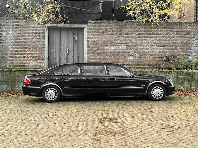 Mercedes-benz e200 limousine 2007 e-klasse (origineel-nl + 1e eigenaar), 92-xk-rh youngtimer - afbeelding 12 van  12