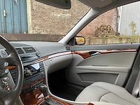 Mercedes-benz e200 limousine kompressor 2007 e-klasse, 85-tv-xf youngtimer - afbeelding 21 van  40