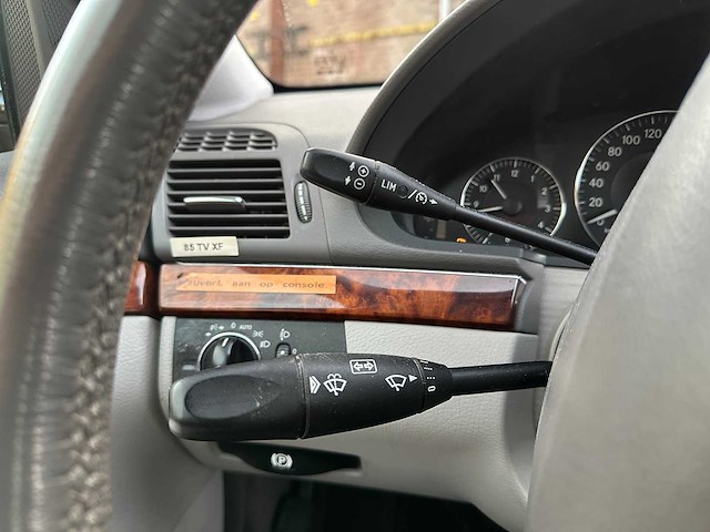 Mercedes-benz e200 limousine kompressor 2007 e-klasse, 85-tv-xf youngtimer - afbeelding 25 van  40