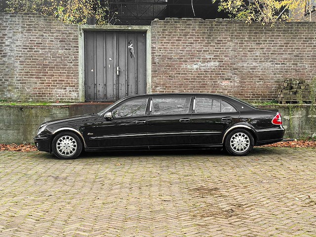 Mercedes-benz e200 limousine kompressor 2007 e-klasse, 85-tv-xf youngtimer - afbeelding 18 van  40
