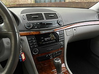 Mercedes-benz e200 limousine kompressor 2007 e-klasse, 85-tv-xf youngtimer - afbeelding 28 van  40