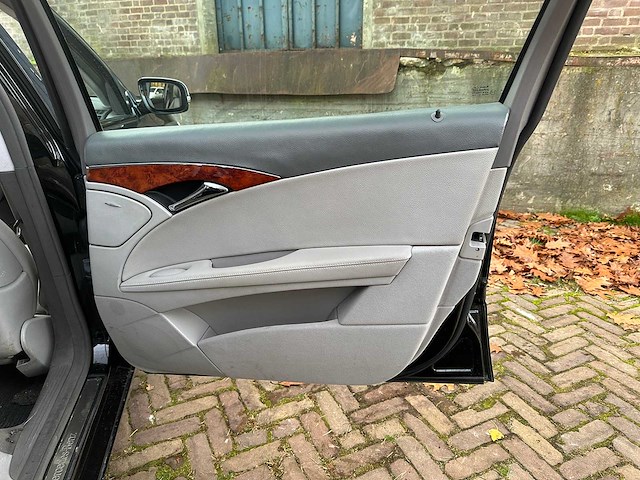 Mercedes-benz e200 limousine kompressor 2007 e-klasse, 85-tv-xf youngtimer - afbeelding 39 van  40