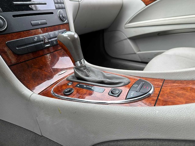 Mercedes-benz e200 limousine kompressor e-klasse 2007 (origineel-nl), 84-tv-xf - afbeelding 27 van  44