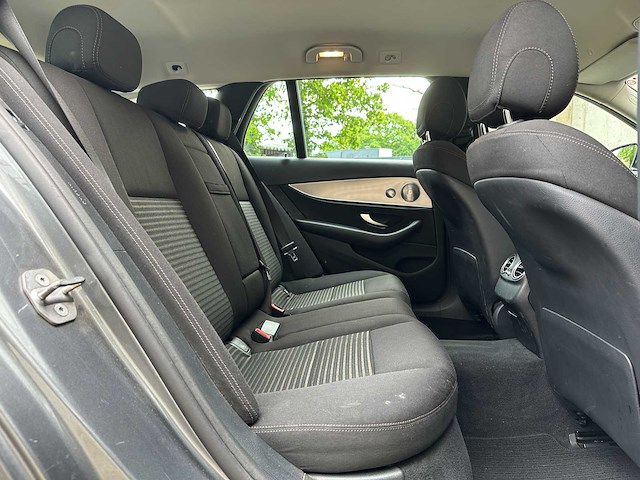 Mercedes-benz e200 prestige 184pk 2016 e-klasse, h-951-vs - afbeelding 30 van  41