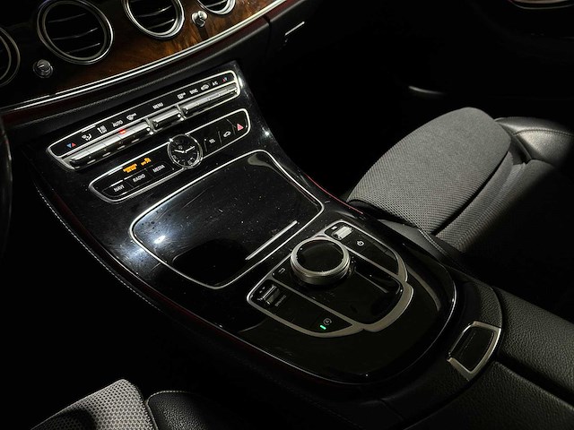 Mercedes-benz e220d 194pk 2017 (origineel-nl & 1e eigenaar) e-klasse, ng-123-z - afbeelding 18 van  36