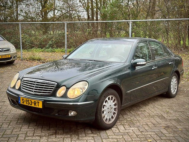 Mercedes-benz e240 avantgarde automaat, s-153-rt - afbeelding 1 van  15