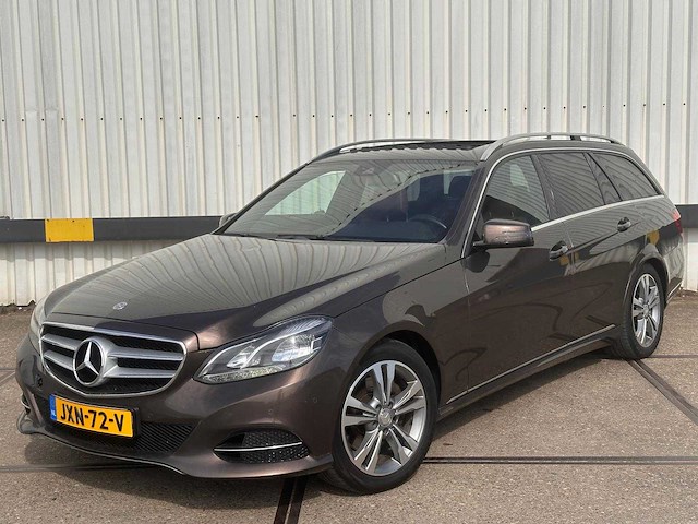 Mercedes-benz e300 estate bluetec ambition automaat, jxn-72-v - afbeelding 1 van  24