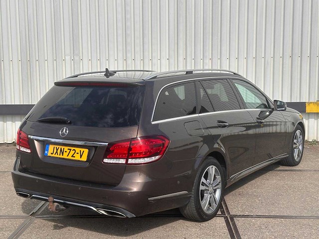 Mercedes-benz e300 estate bluetec ambition automaat, jxn-72-v - afbeelding 2 van  24