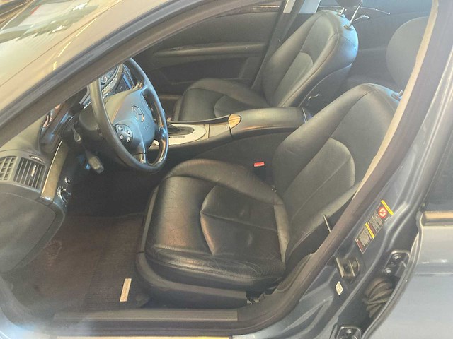 Mercedes-benz e320 classic automaat, 68-jgz-5 - afbeelding 3 van  17